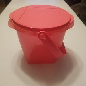 Tupperware 5 Liter Container Removable Handle- NEW